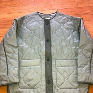 Abercrombie Quilted jacket Size M